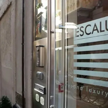 Escalus Luxury 4*