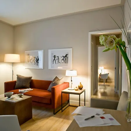 Escalus Luxury 4*