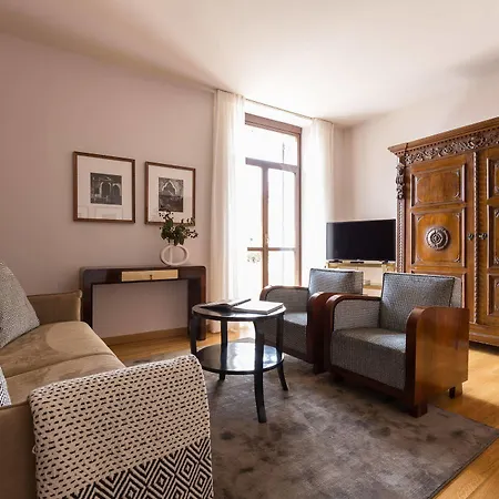 Escalus Luxury 4*